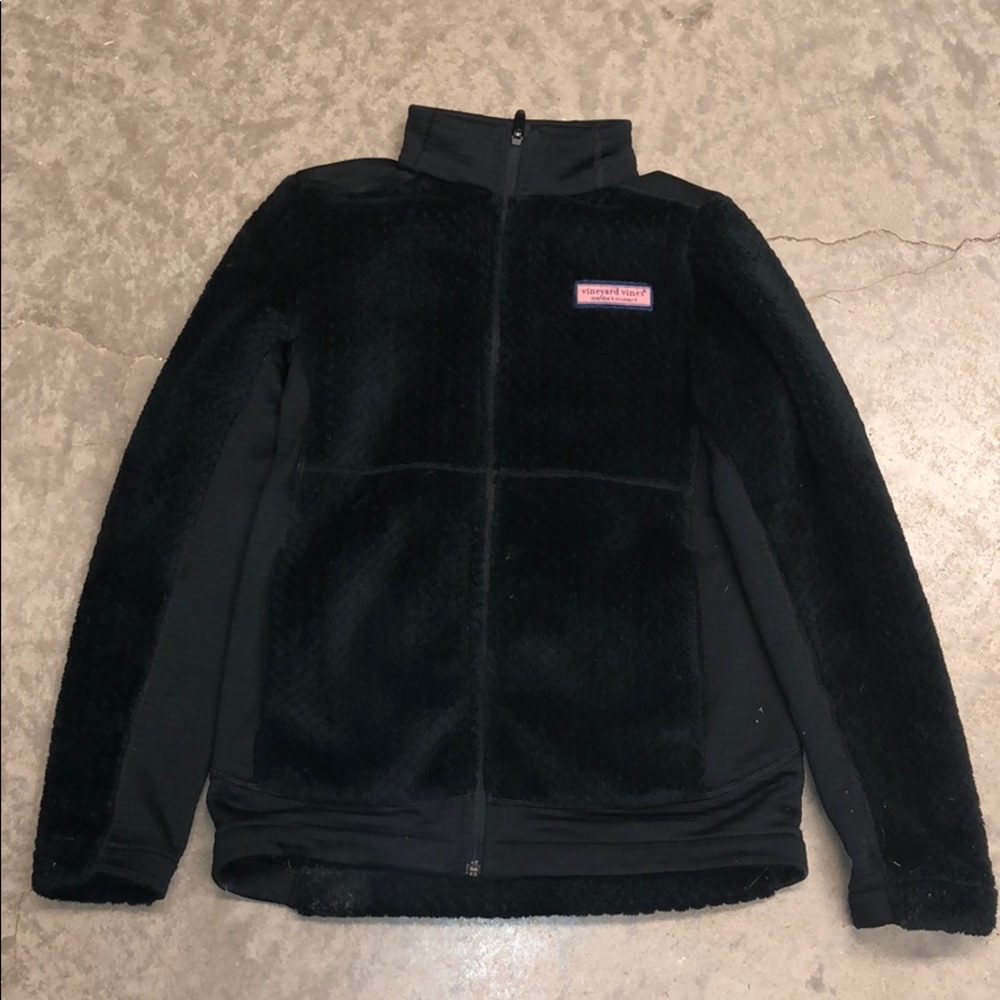 Vineyard Vines Fleece is 🐋🐋